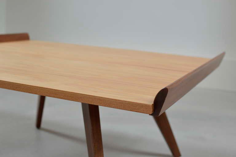 Mesa Splay-Leg-154918