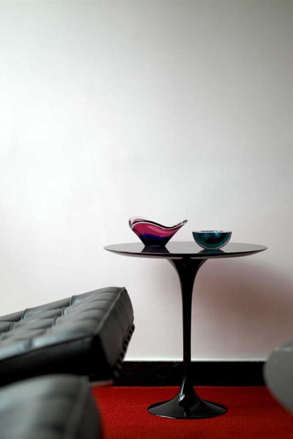 Mesa Saarinen Round Side -348831
