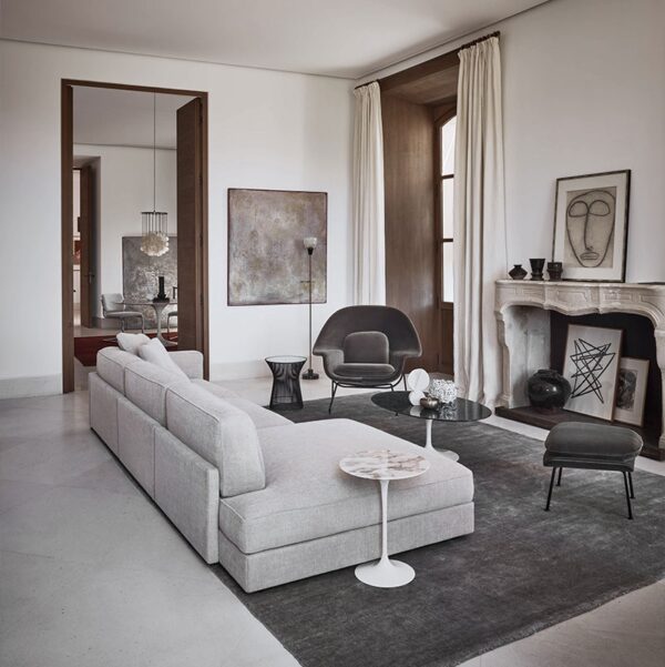 Mesa Saarinen Round Side -348840