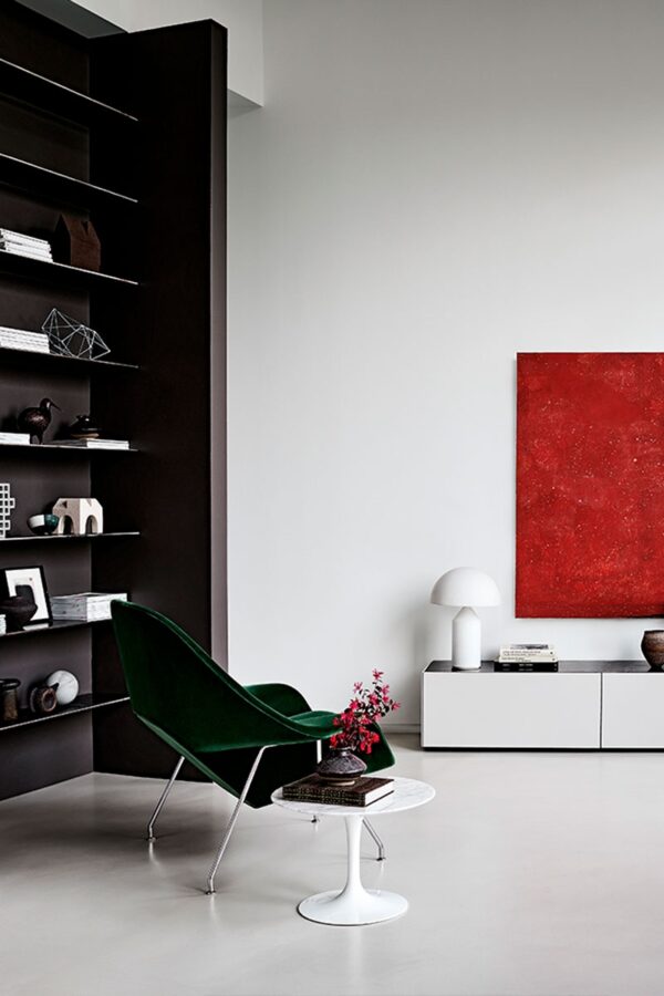 Mesa Saarinen Round Side -348841