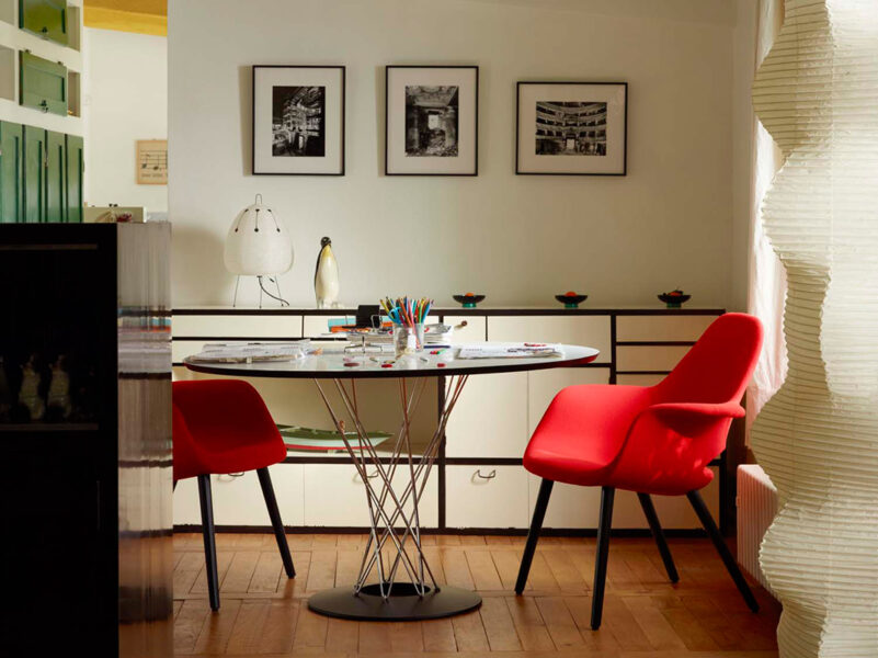 Organic Conference Chair-122394