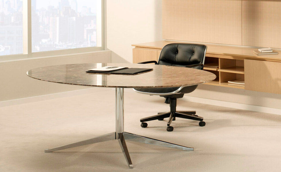 Mesa Florence Knoll Oval-154994