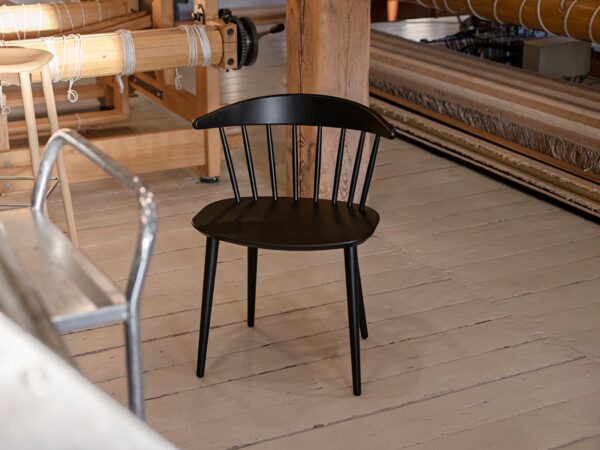 Silla J104 Haya Negro Lacado ER-199487
