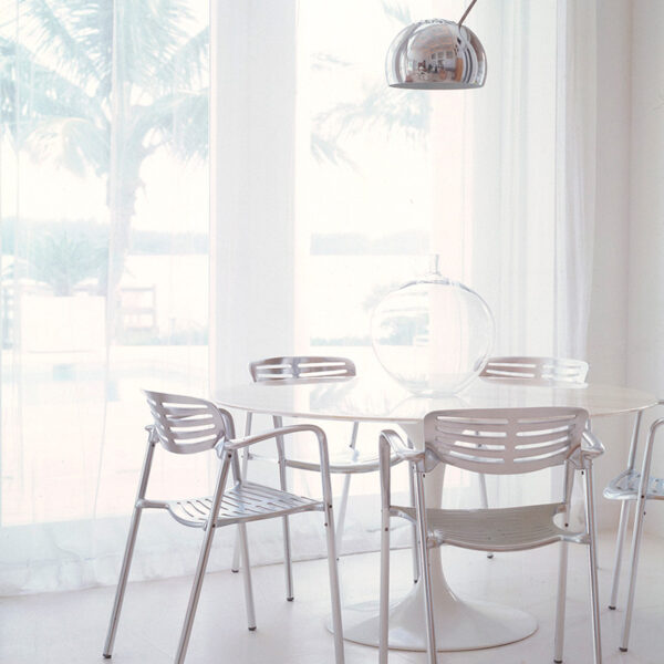 Mesa Saarinen Round 120 Blanco ER-206224