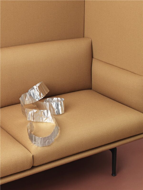 Sofá Outline Highback-229127