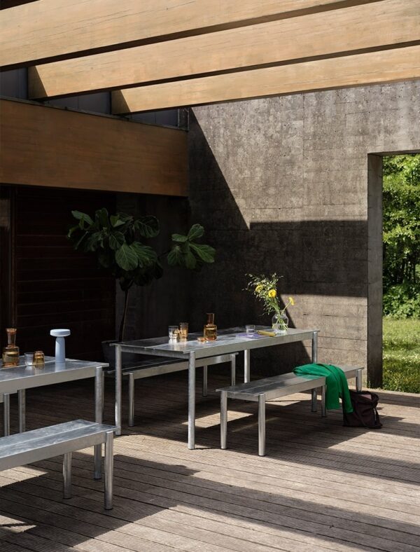 Banco Linear Steel