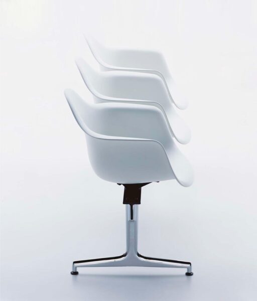 Eames Plastic Armchair Sobre Travesaño-244045