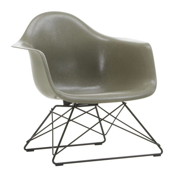 Eames Fiberglass LAR-0 Armchair