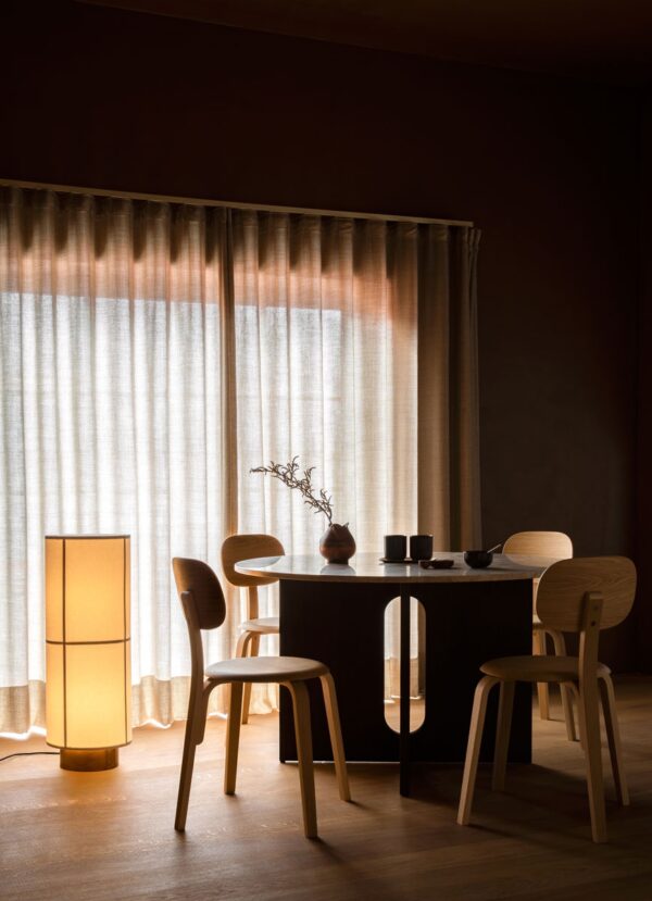 Mesa Androgyne Dining-274662