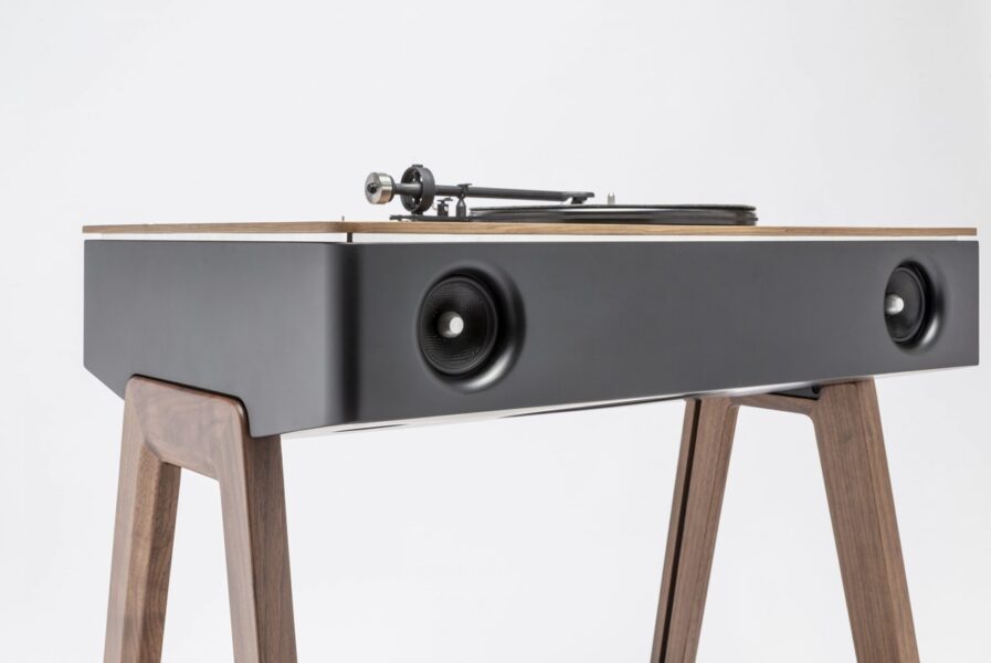 LX Turntable-294776