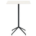 An: 650 x P: 750 mm / Base Negro - Sobre Blanco 729,00 €