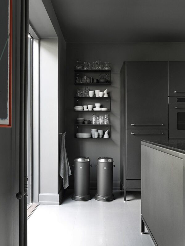 Cubo VIPP 16 Negro (18L) ER-308721