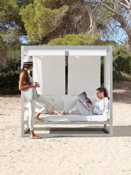 Sofá Tres Al Fresco-317474