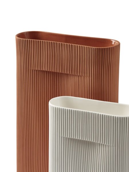 Ridge Off White L Vase QD-368440