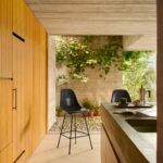 Eames Plastic RE Stool -377631