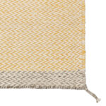 Amarillo 265,00 €