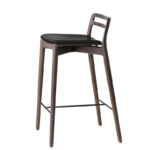 Roble Lacado Oscuro / Piel Negro 945,00 €