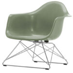05 Eames Sea Foam Green 990,00 €