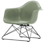 05 Eames Sea Foam Green 990,00 €