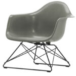 06 Eames Raw Umber 990,00 €