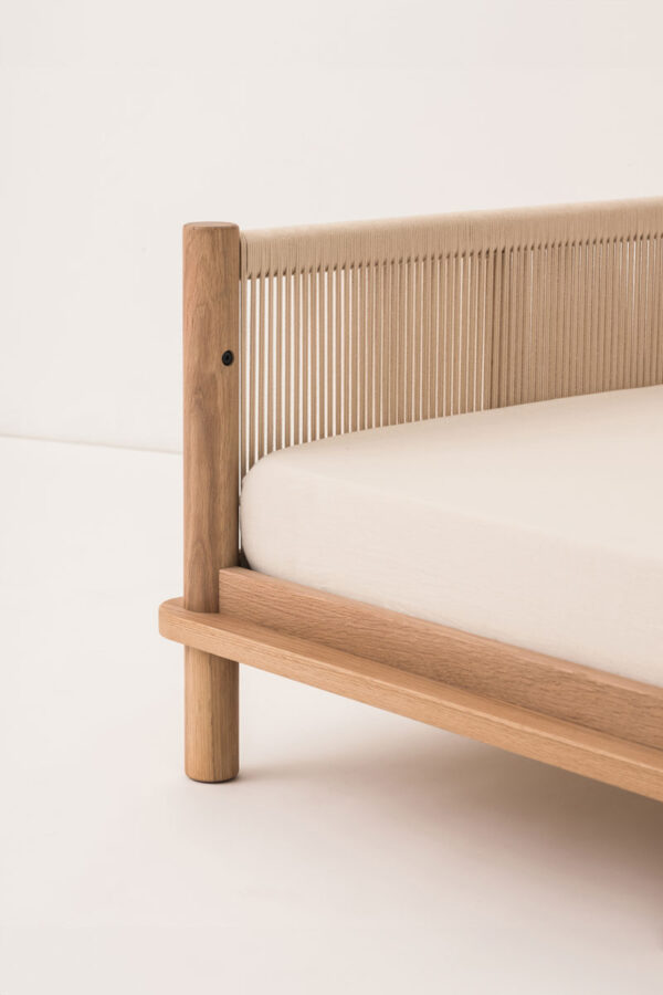 Cama Junior Latitude