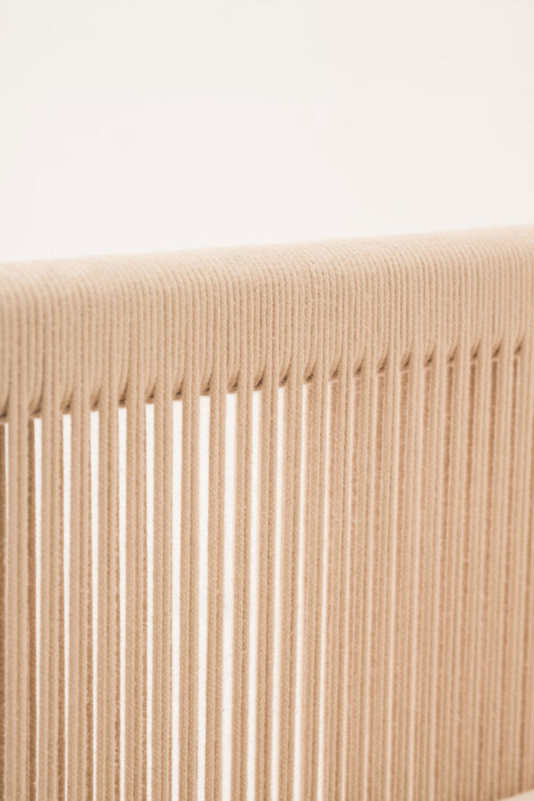 Cama Junior Latitude