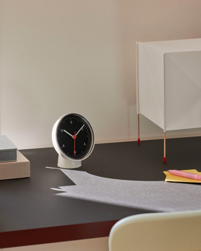 Reloj Hay Table