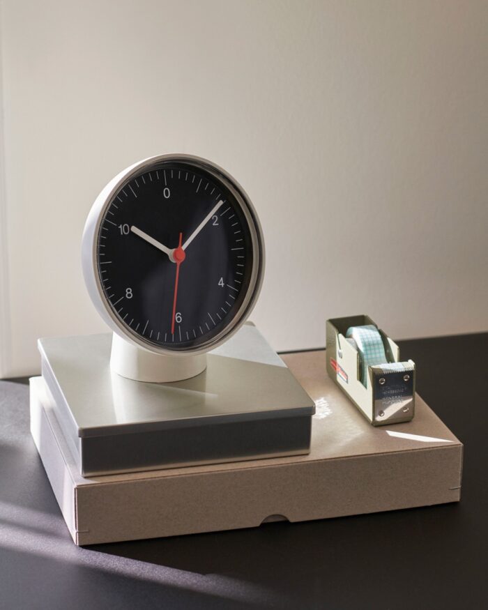 Reloj Hay Table
