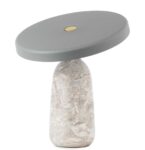 Gris 599,25 €