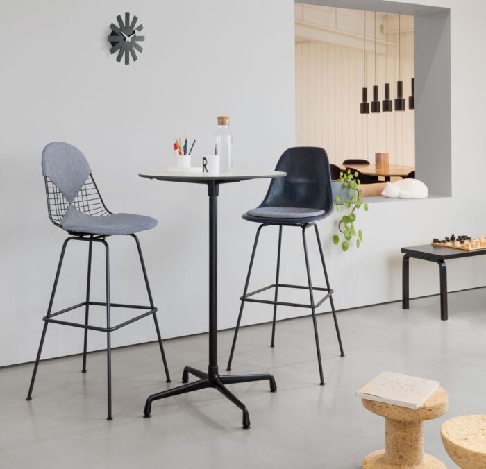 Taburete Eames Fiberglass