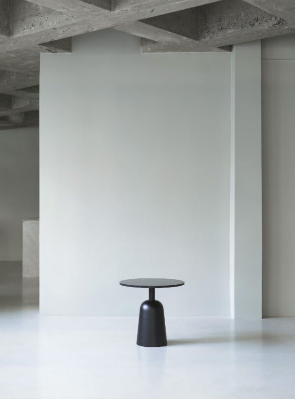 Mesa Turn Mármol Negro ER